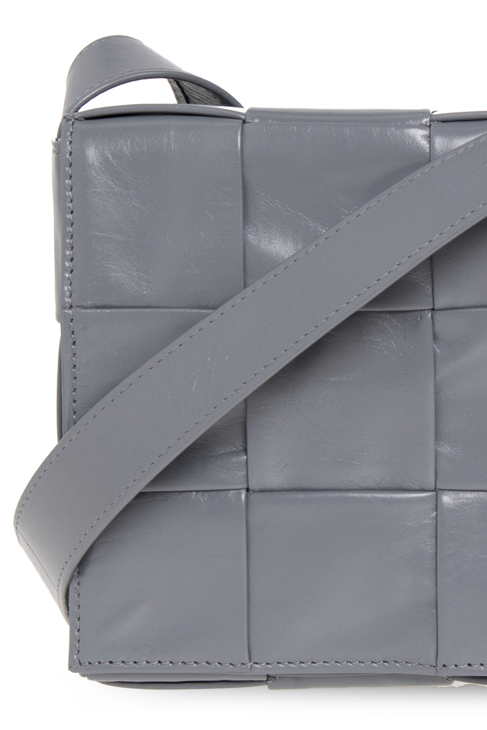 ショルダーバッグ・ポシェット BOTTEGA VENETA Small Cassette shoulder bag Bottega Veneta Small Cassette Bag | Neiman Marcus